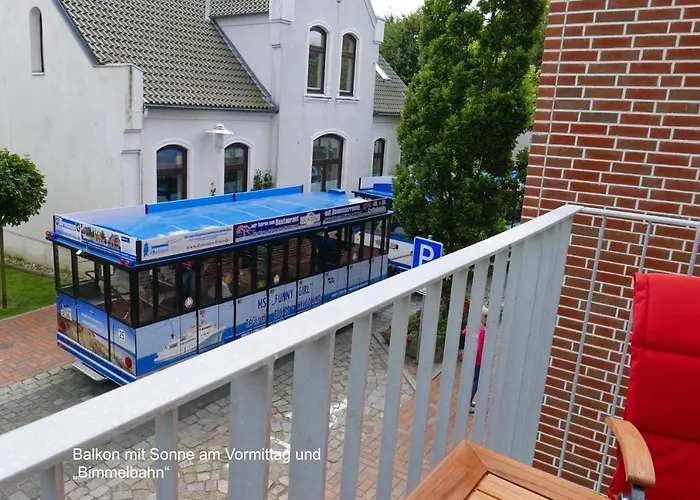 Pole Poppenspaeler Mit Ladestation * Büsum