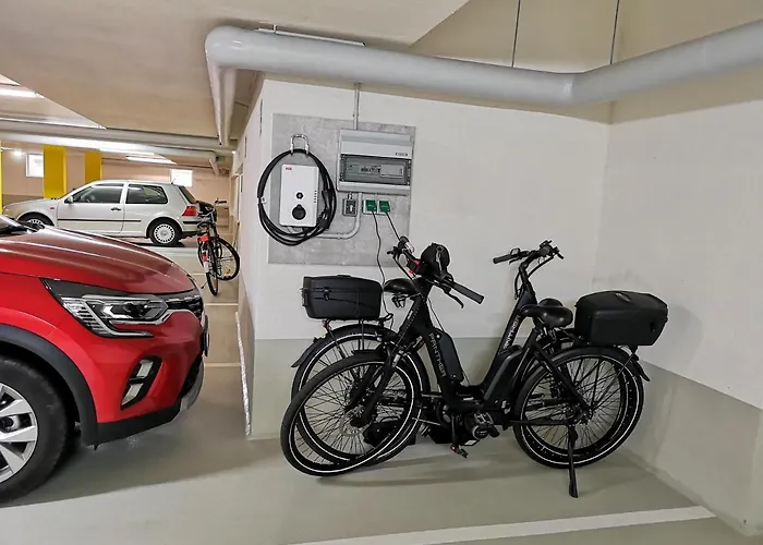 Pole Poppenspaeler Mit Ladestation *